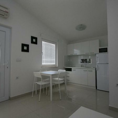 Apartmani Popovic Nin Exterior foto